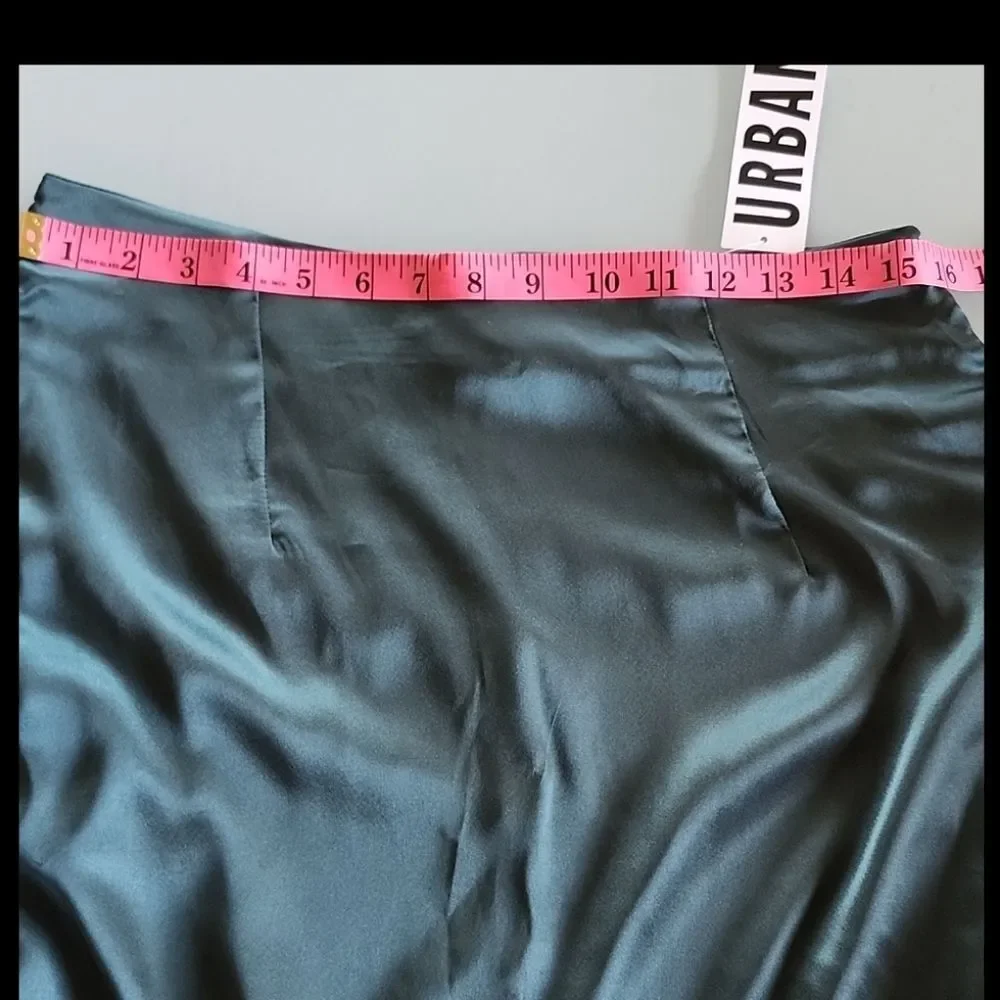 Urban Outfitters Samantha Teal Ruched Y2K Mini Skirt Size‎ Large NEW